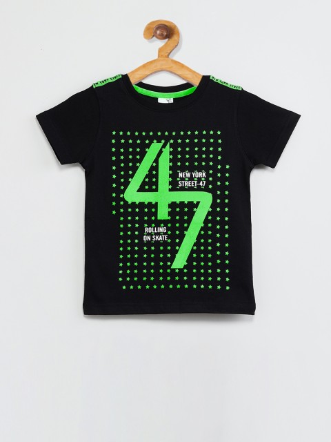 

max Boys Black Printed Round Neck T-shirt