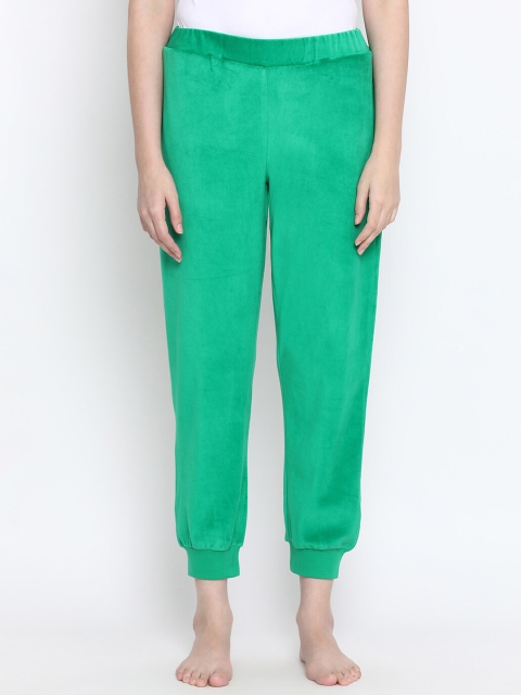 

Clovia Women Green Solid Velvet Lounge Pants
