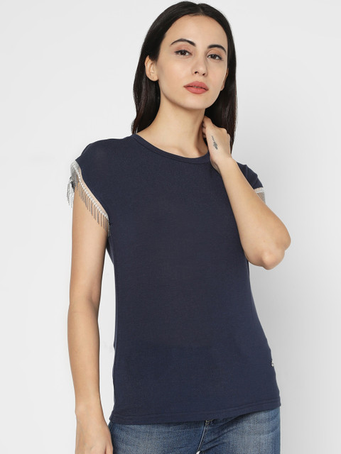 

Deal Jeans Women Navy Blue Solid Round Neck T-shirt