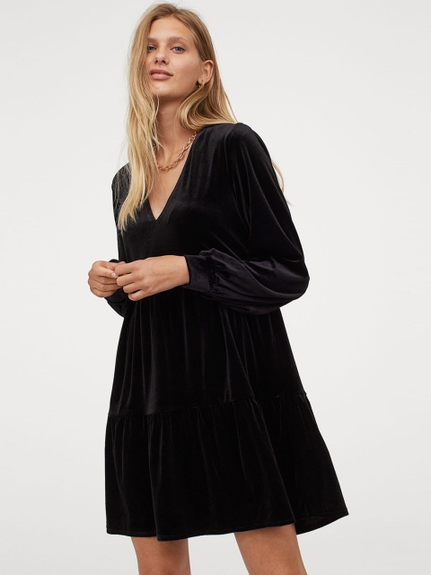 

H&M Women Black V-Neck Velour Dress