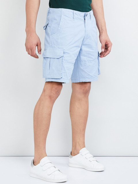 

max Men Blue Solid Regular Fit Cargo Shorts