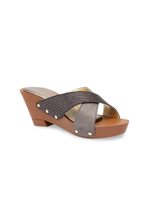 

Butterflies Women Grey Textured Wedge Heels
