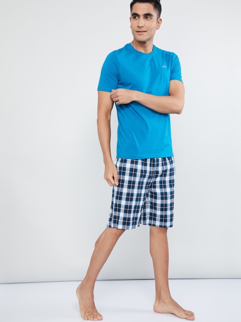 

max Men Blue & White Checked Lounge Shorts