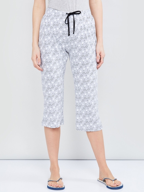 

max Women Grey & White Printed Cropped Lounge Pants