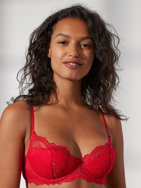 

H&M Women Padded Underwired Lace Bra 0859619005, Red