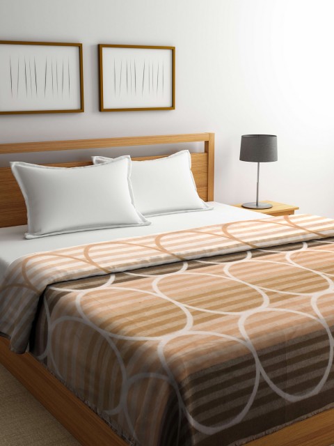 

Raymond Home Brown Geometric Heavy Winter 500 GSM Double Bed Blanket