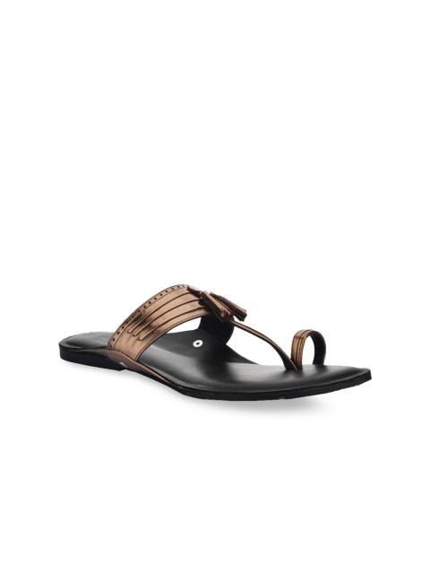

SKO Men Bronze-Toned & Black Kolhapuri Comfort Sandals