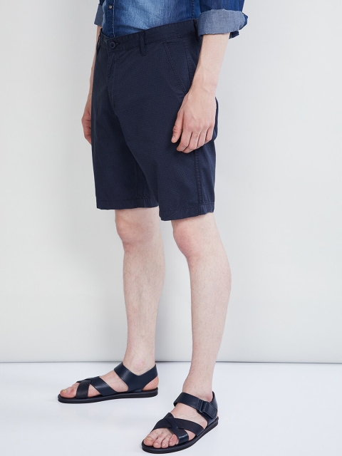 

max Men Blue Solid Regular Fit Chino Shorts