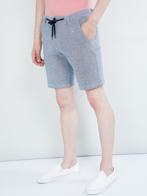 

max Men Blue Checked Regular Fit Regular Shorts