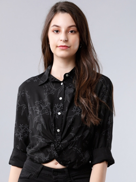 

Tokyo Talkies Women Black Regular Fit Printed Casual Crop Shirt