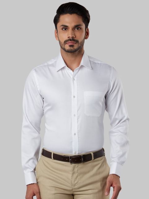 

Raymond Men White Regular Fit Solid Formal Shirt