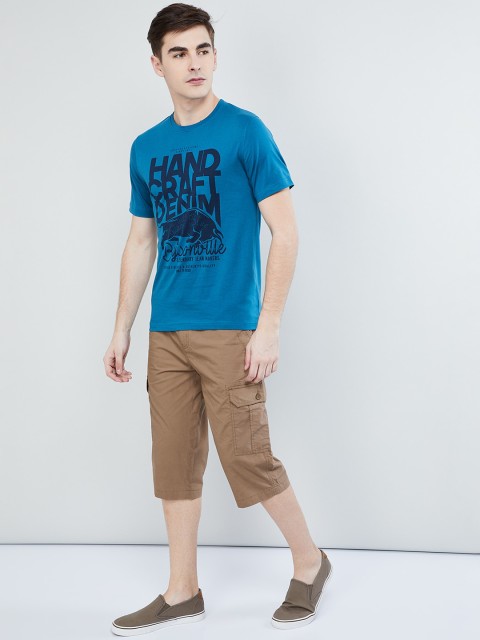 

max Men Brown Solid Regular Fit Cargo Shorts