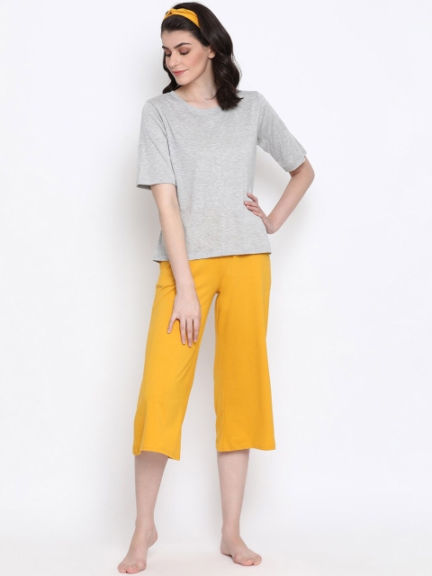 

Clovia Women Grey & Mustard Yellow Solid Night suit