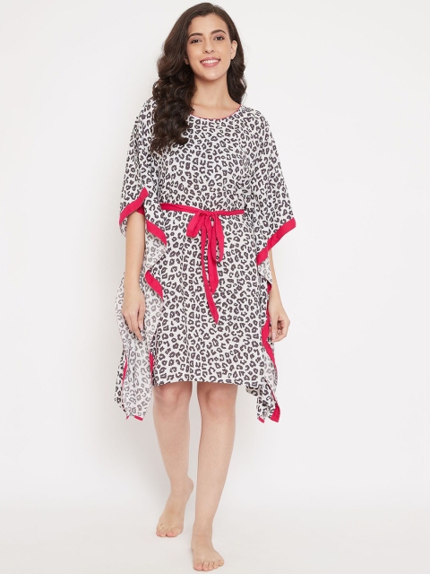 

The Kaftan Company Off-White & White Printed Nightdress