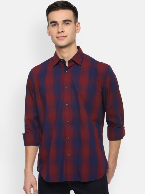 

Louis Philippe Men Red & Navy Blue Slim Fit Checked Casual Shirt