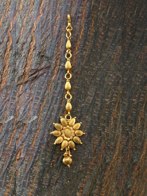 

Adwitiya Collection 24 kt Gold-Plated Handcrafted Maang Tikka