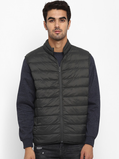 

METTLE Men Olive Green Solid Padded Jacket