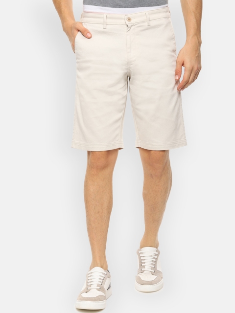 

Van Heusen Sport Men Cream-Coloured Solid Regular Fit Regular Shorts