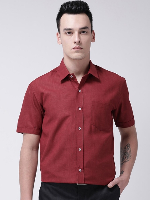 

GRACIT Men Maroon Smart Slim Fit Solid Formal Shirt