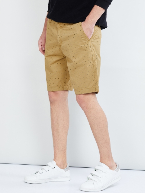 

max Men Khaki Printed Regular Fit Regular Shorts