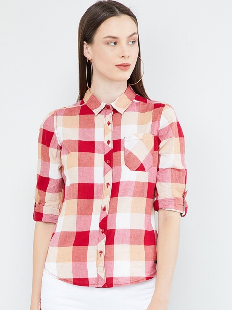 

max Women Red & Off-White Regular Fit Checked Casual Shirt