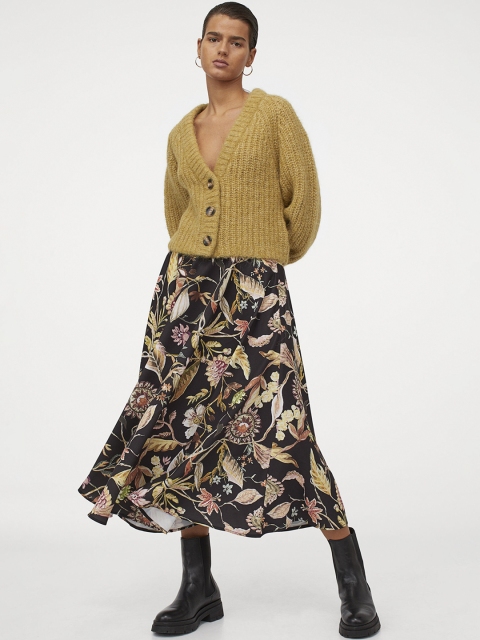 

H&M Women Black & Pink Patterned Skirt