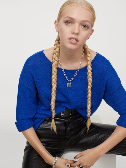 

H&M Women Blue Solid Loose-Knit Jumper