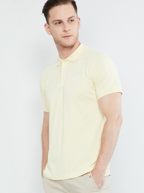 

max Men Yellow Solid Polo Collar T-shirt