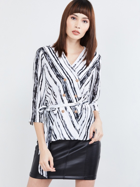 

max Women White & Black Printed Wrap Top