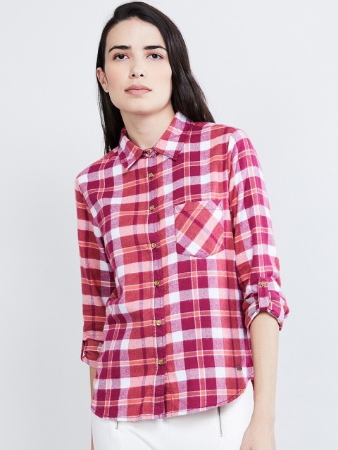 

max Women Pink & White Regular Fit Checked Casual Shirt