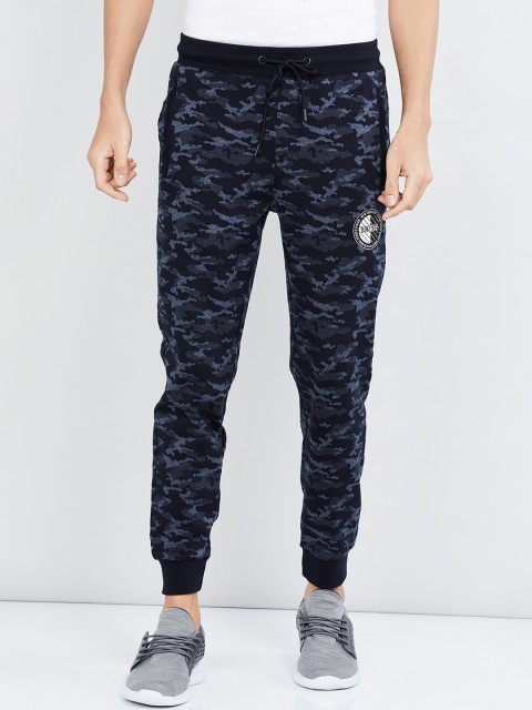 

max Men Navy Blue & Blue Camouflage Printed Straight-Fit Joggers
