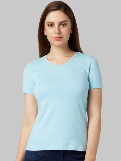 

Park Avenue Woman Blue Solid Round Neck T-shirt