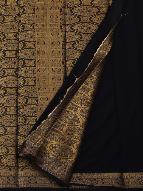 

Pothys Green & Black Poly Georgette Checked Saree