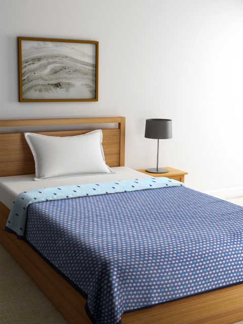 

NEUDIS Blue Geometric AC Room 233 GSM Single Bed Reversible Comforter