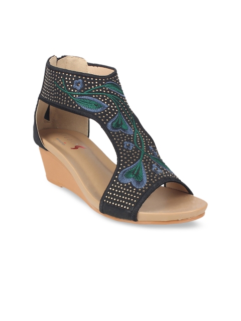 

STEPpings Women Black & Green Woven Design Peep Toes