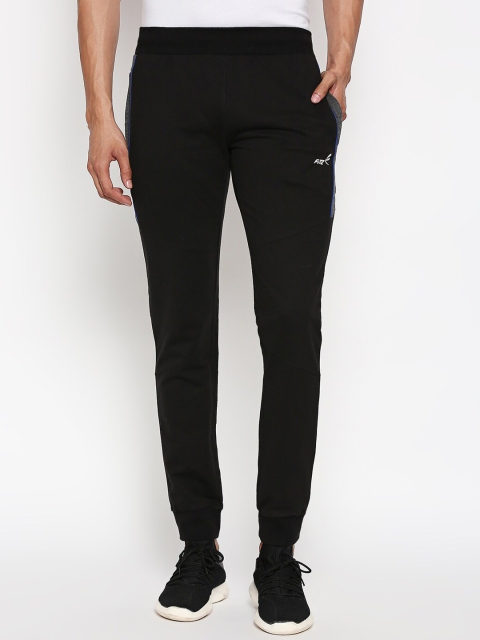 

FiTZ Men Black Solid Bio-Wash Slim Fit Joggers