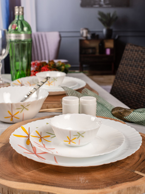 

Laopala 15 Pieces White Nova Autumn Flower Opalware Dinner Set