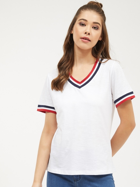 

Harpa Women White Solid V-Neck T-shirt