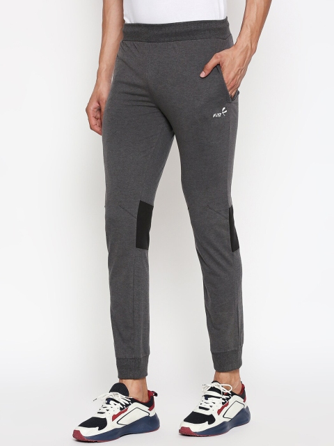 

FiTZ Men Grey Solid Bio-Wash Slim Fit Joggers