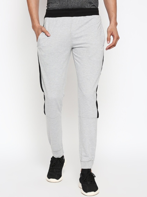 

FiTZ Men Grey Solid Bio-Wash Slim Fit Joggers