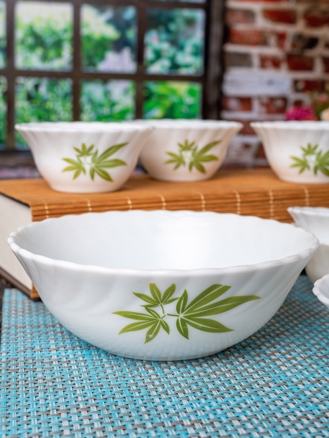 

Laopala White & Green 7 Pieces Printed Opalware Bowls