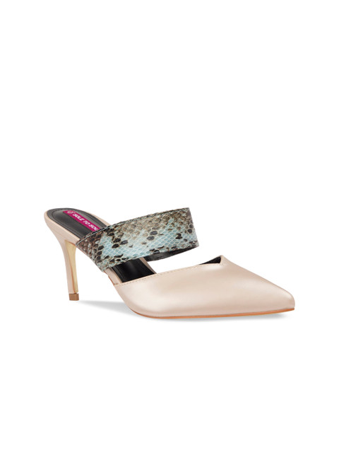 

Sole To Soul Women Beige Solid Mules