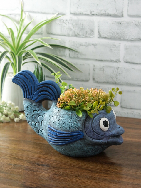 

Aapno Rajasthan Blue Handcrafted Terracotta Rustic Finish Fish Planter