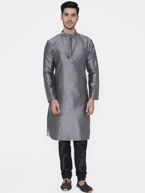 

TABARD Men Silver-Toned & Black Printed Kurta with Pyjamas