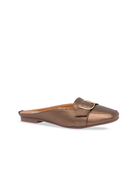 

Sole To Soul Women Bronze-Toned Solid Mules