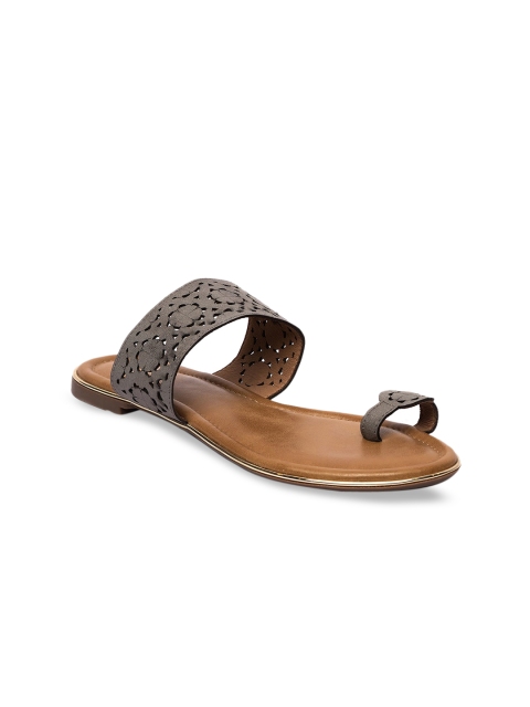 

Inc 5 Women Grey Textured One Toe Flats