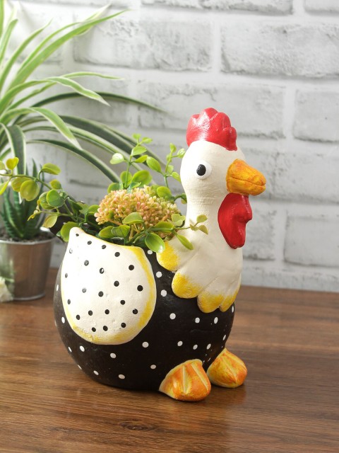 

Aapno Rajasthan Black & White Handcrafted Terracotta Hen Shaped Planter