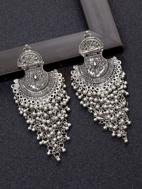 

Ibtida Silver-Toned Rhodium-Plated Oxidised Contemporary Chandbalis