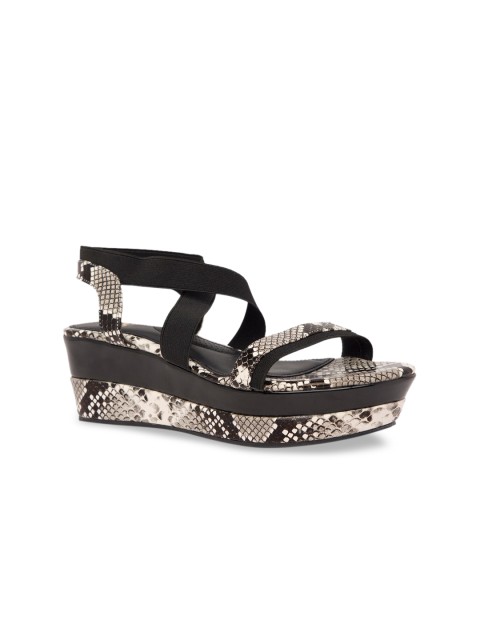 

Sole To Soul Women Black Solid Sandals