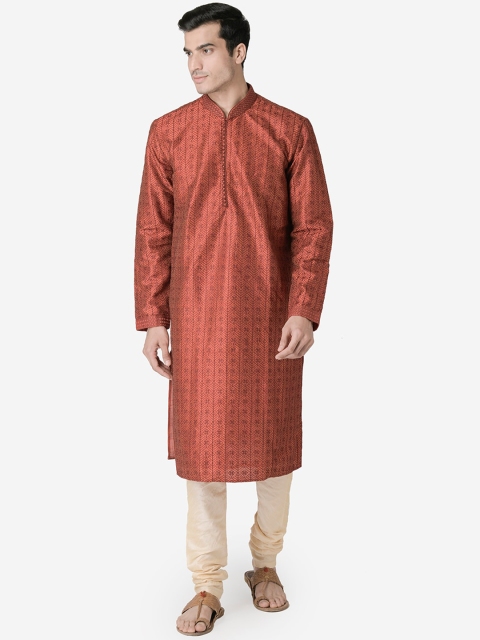 

Sanwara Men Maroon Embroidered Straight Kurta